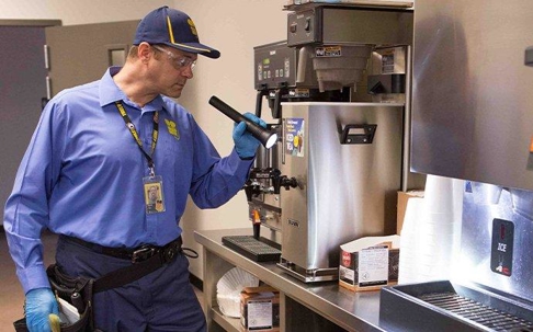 tech inspection image